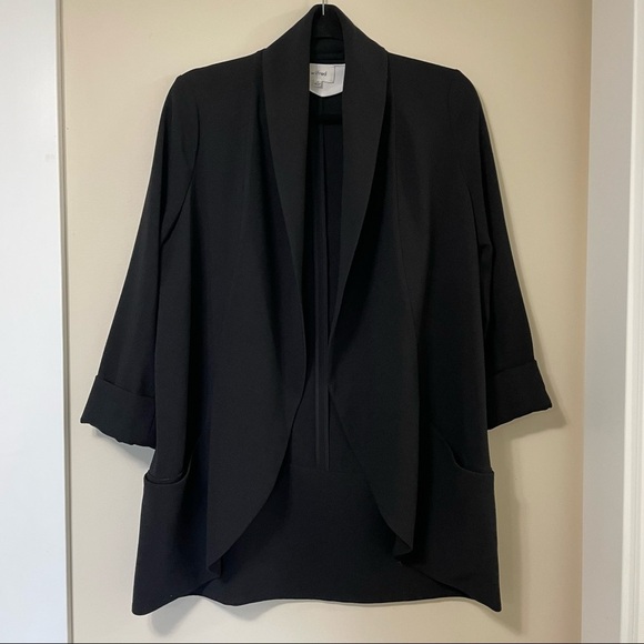 Wilfred Chavelier Blazer in Black - Picture 2 of 9